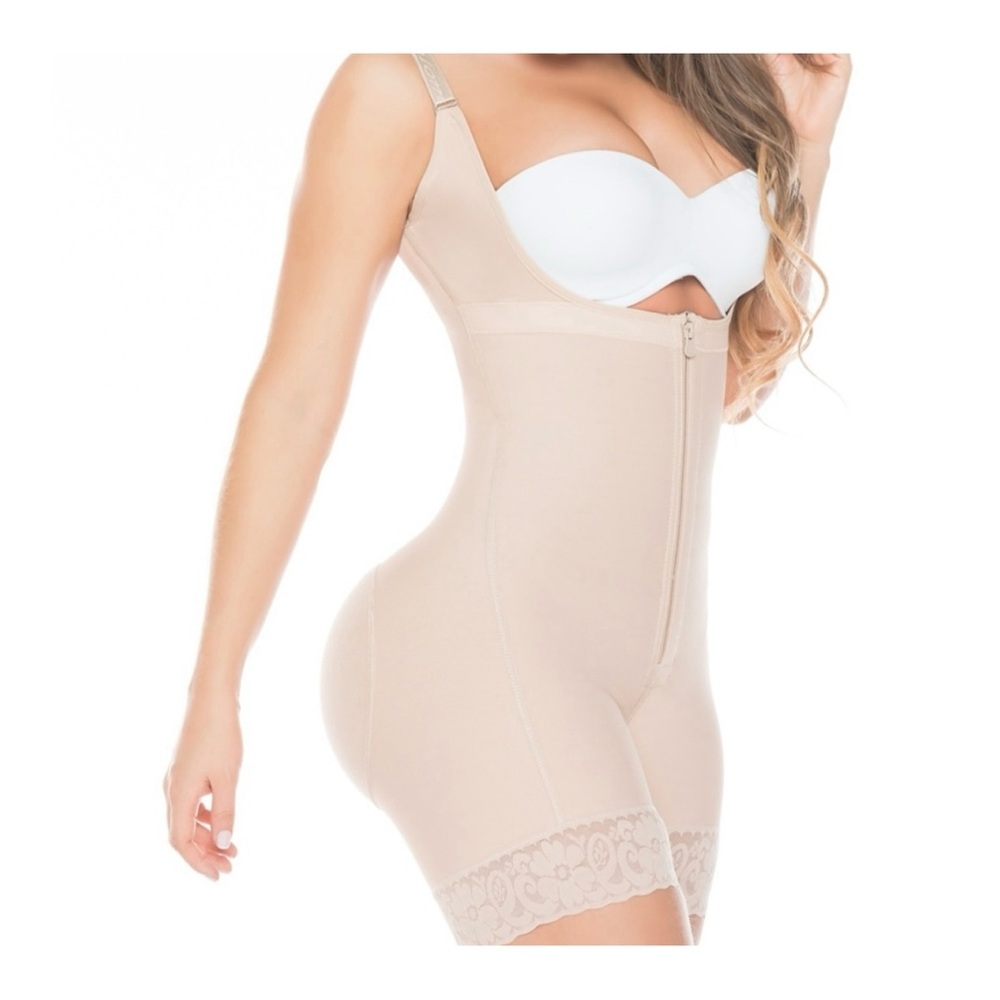 Colombian Faja, size Medium